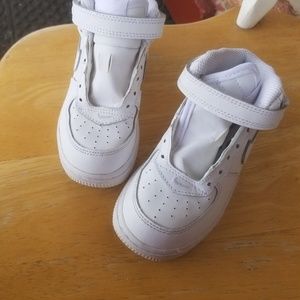 Toddler High Top Nike's